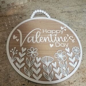 Kirkton House Valentine's Day Circle Sign